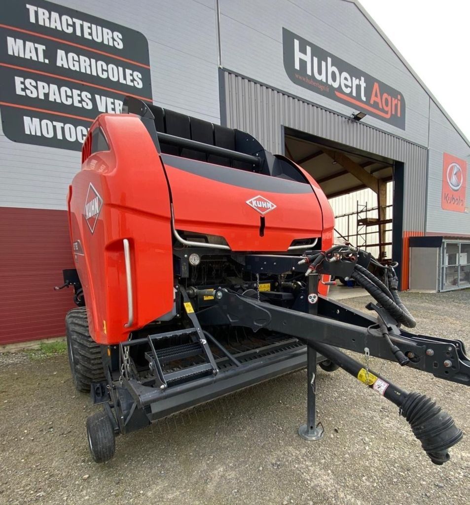 Kuhn VB 7190 Baler €64,000
