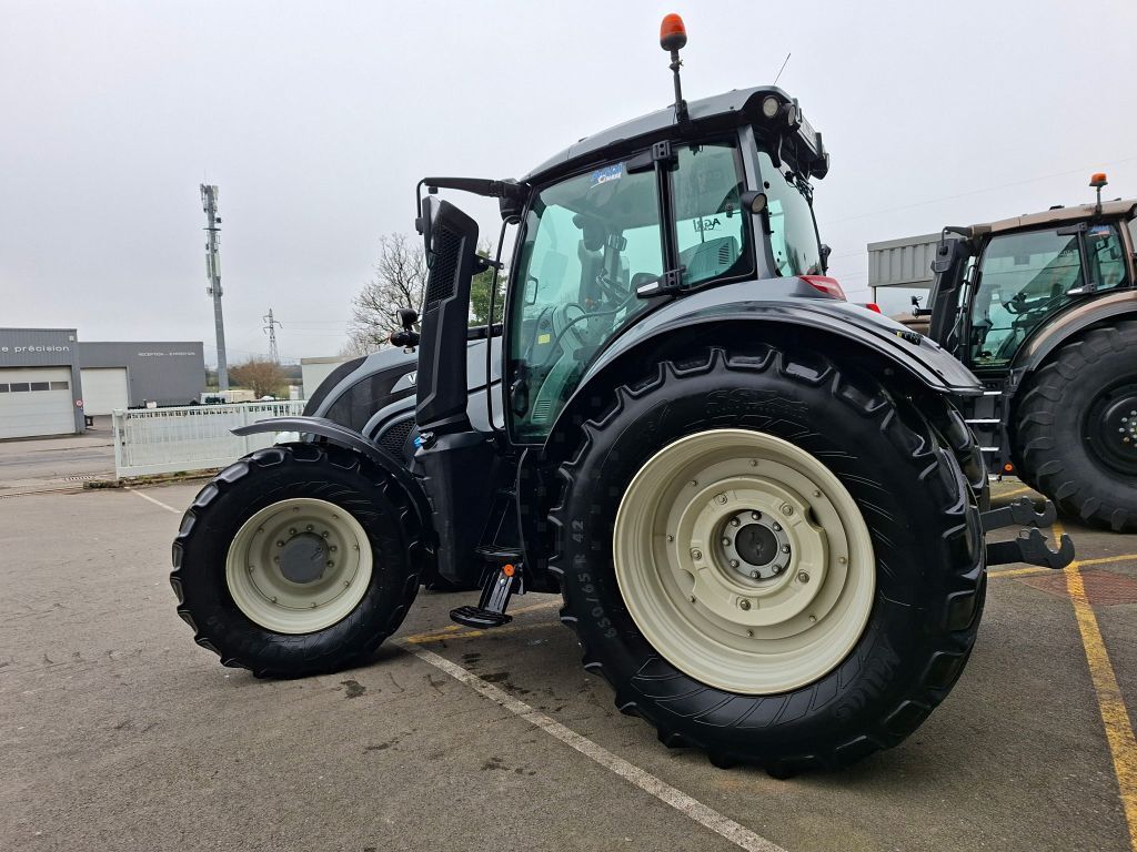 Valtra T234 Traktor 102.500 €