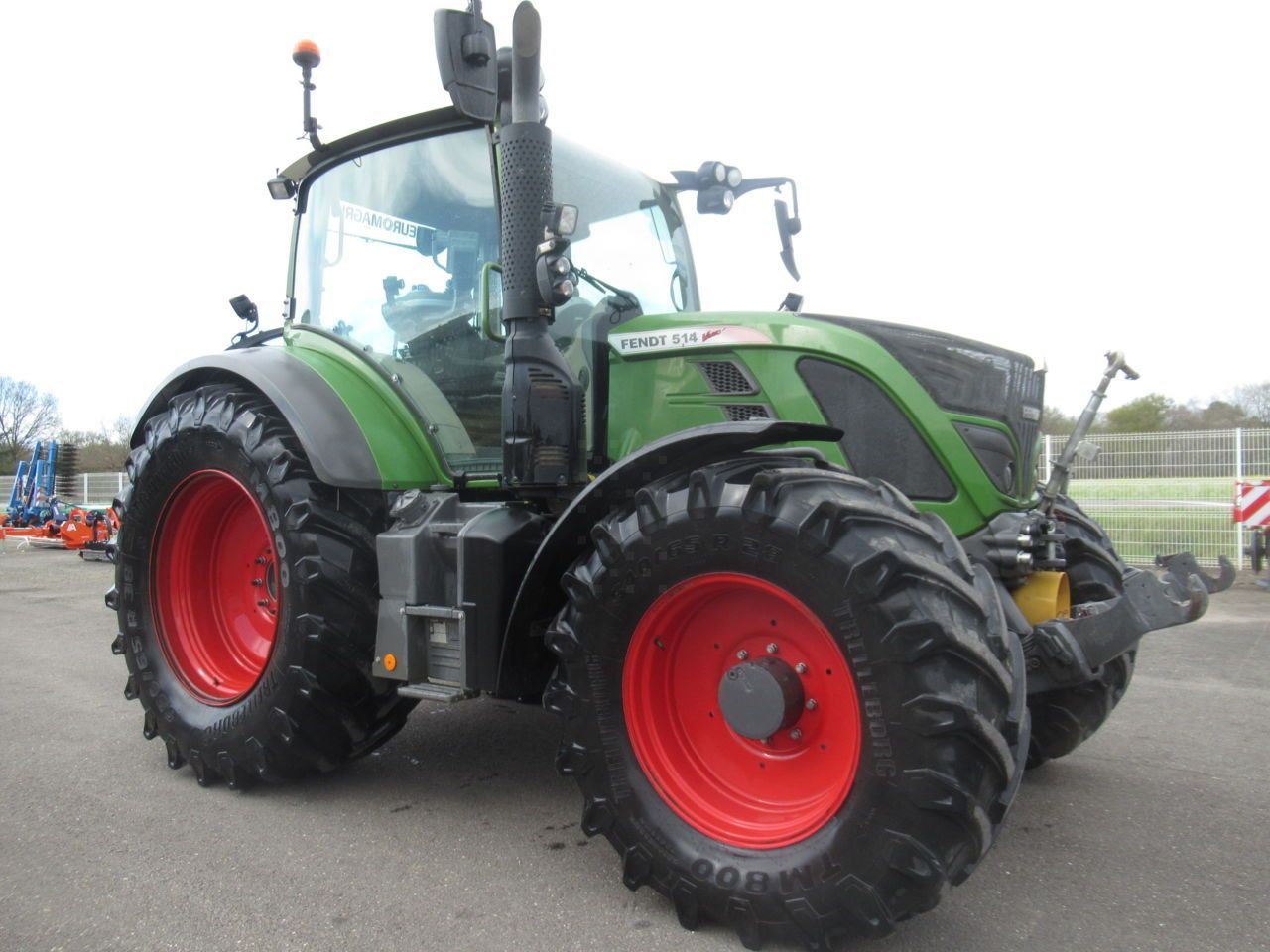 E-FARM: Fendt 514 Vario - Traktor - id HV7BDCK - 89.000 € - Baujahr: 2021 - Abgelesene Motorstunden: 3.162,Motorleistung (PS): 140,Frankreich