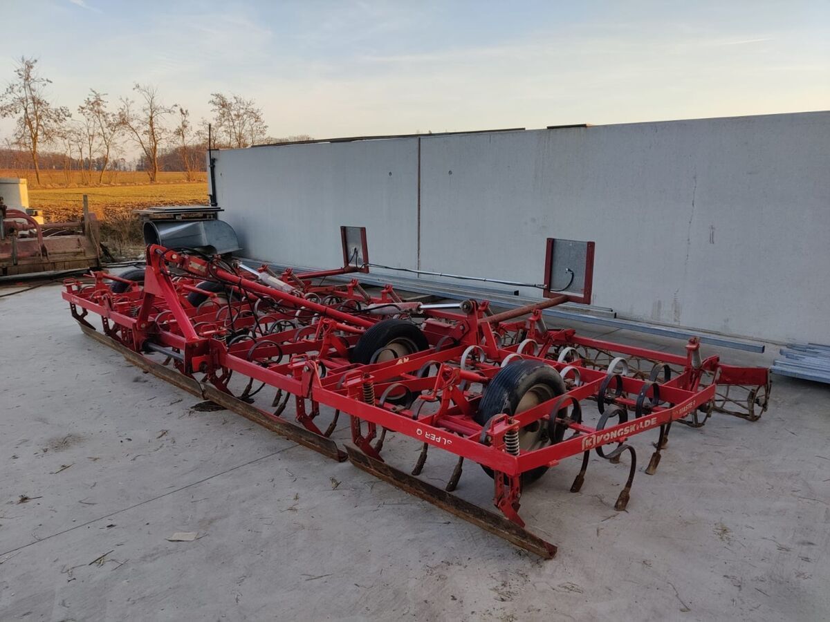 KONGSKILDE scg 590 Kombinacja uprawowo-siewna 5500 €