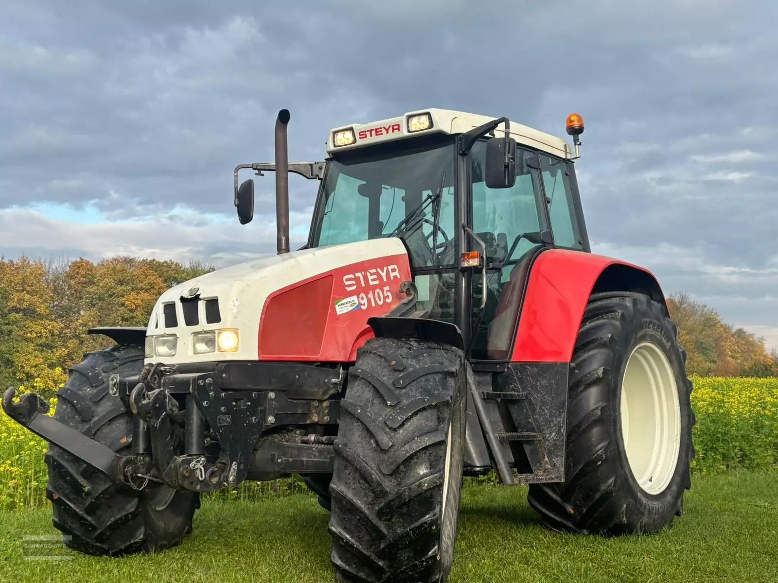 Steyr 9105 Tractor €39,900