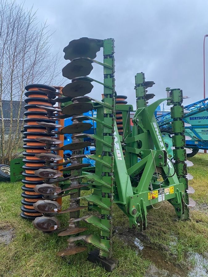 E-FARM: Amazone catros + 5001-2 - Cultivator - id QCXJT4C - €15,900 - Year of construction: 2012 - France
