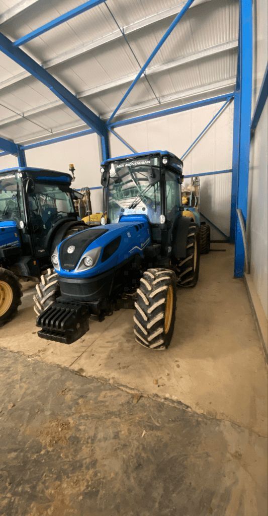 E-FARM: New Holland T4.100 F - Traktor - id BXC2LMR - 59.500 € - Baujahr: 2023 - Abgelesene Motorstunden: 1.000,Motorleistung (PS): 100,Frankreich