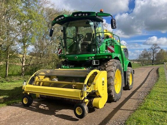 John Deere 9700 Ensileuse automotrice 271 551 €