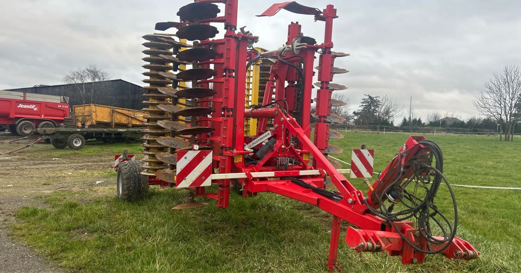 E-FARM: Pöttinger 5001t - Cultivator - id SGG5JXI - €28,500 - Year of construction: 2020 - France