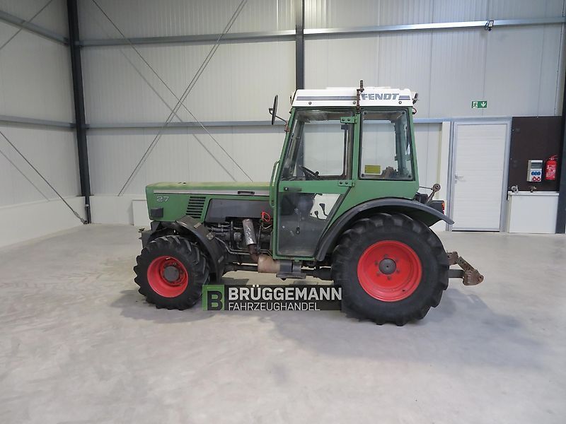 Fendt 270v va, 4 zylinder, 6420 stunden Traktor 22 900 €