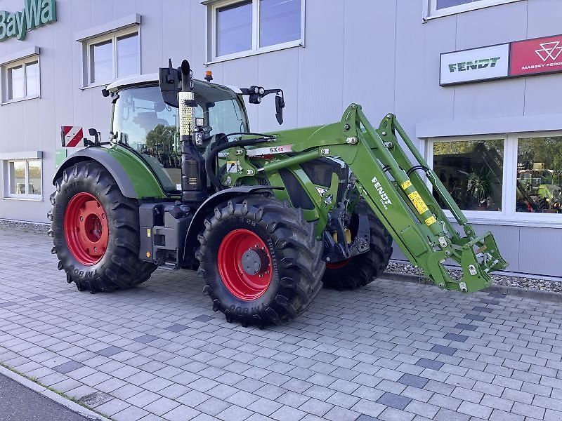 Fendt 724 Vario Profi Plus Tractor 179.900 EUR