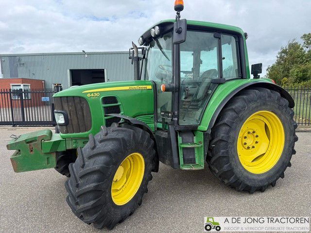 John Deere 6430 Traktor