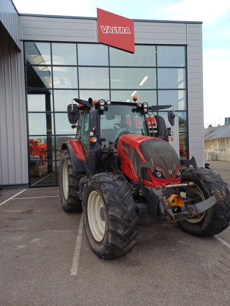 Valtra n154 d Traktor 65.000 €