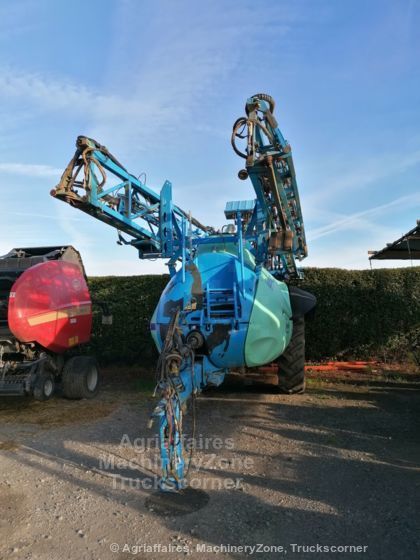 E-FARM: Berthoud tenor 35/37 dp tronic - Pulvérisateur - id YNXHDFX - 22 000 € - Année: 2013 - France
