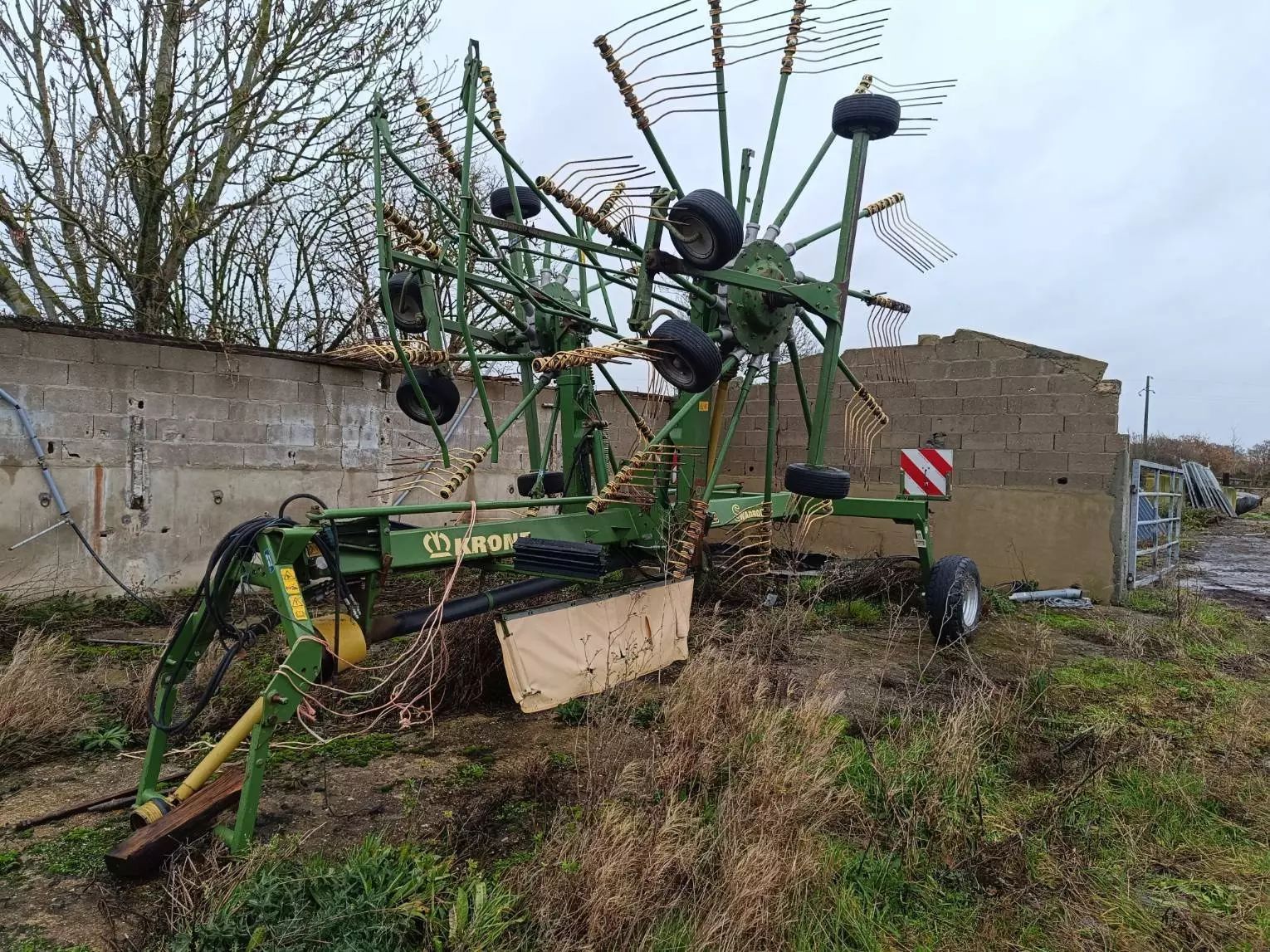 Krone Swadro 900 Rake €10,900