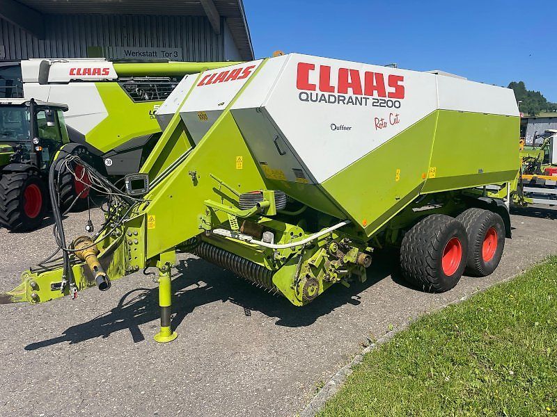 E-FARM: Claas Quadrant 2200 RC - Presse à balles - id IIJAHSU - 32 500 € - Année: 2007 - Allemagne