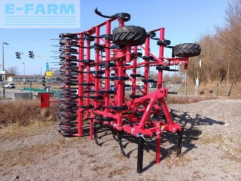 HORSCH finer 6 sl mit doppelstriegel Cultivateur 27 093 €
