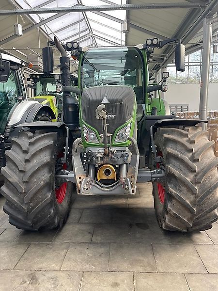 Fendt 724 Vario Tractor 119.000 EUR