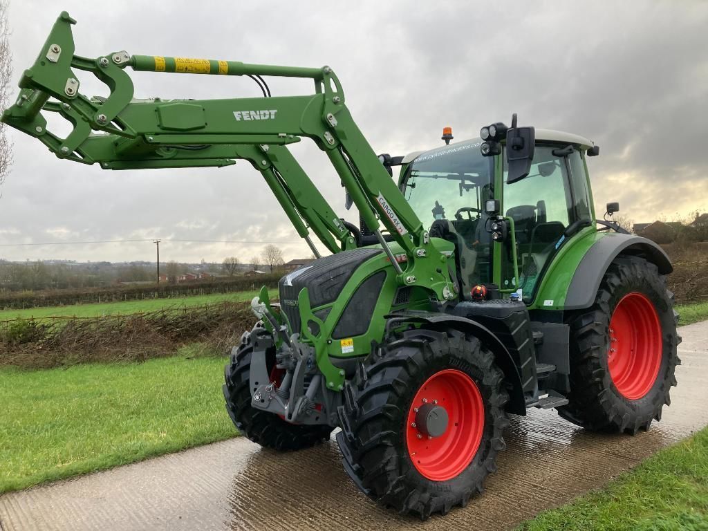 E-FARM: Fendt 514 Vario - Traktor - id EKHH8FH - 133.362 € - Storbritanien