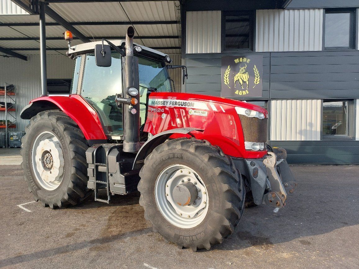 E-FARM: Massey Ferguson 7624 Dyna-6 - Traktor - id WW8XFVR - 72.000 € - Baujahr: 2015 - Abgelesene Motorstunden: 3.810,Motorleistung (PS): 240,Frankreich