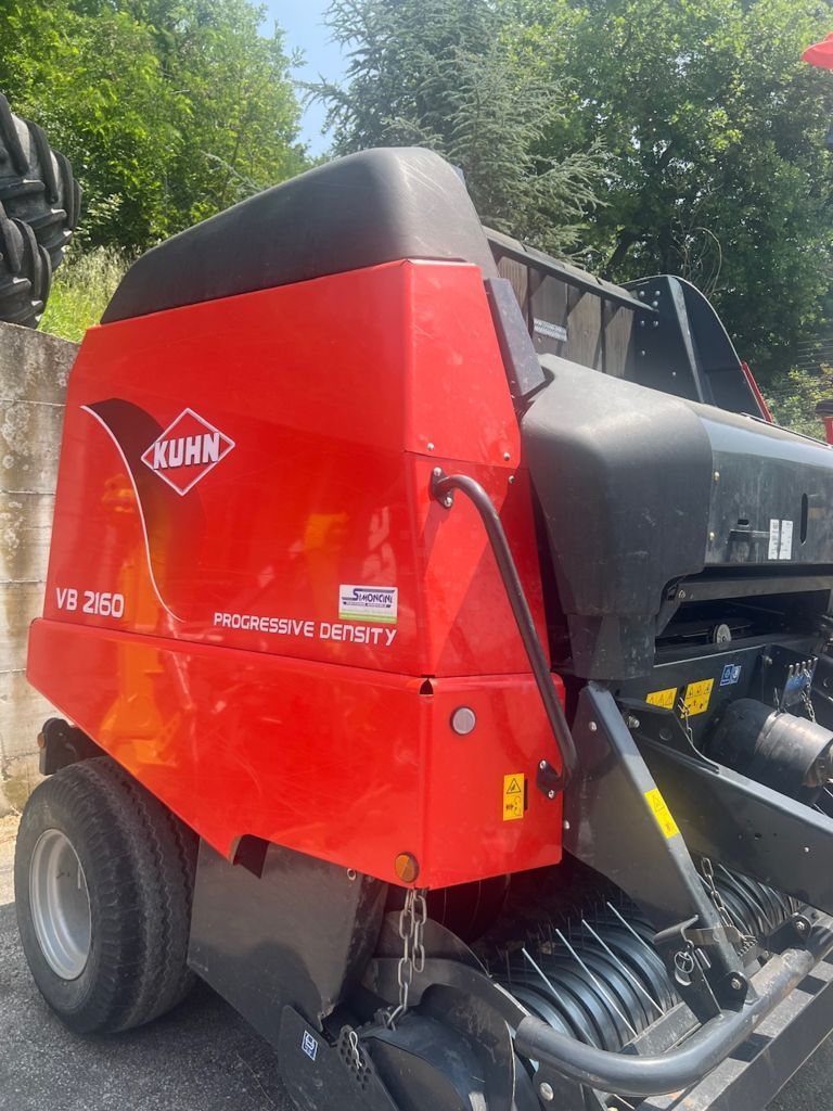 E-FARM: Kuhn VB 2160 - Baler - id Q1ERXBG - Year of construction: 2015 - Italy