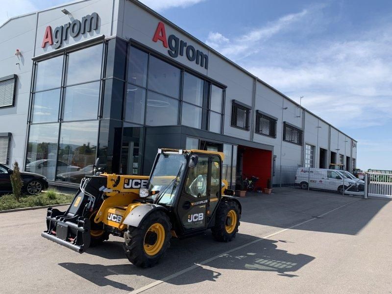 E-FARM: JCB 525-60 agri plus - Chargeur télescopique  - id GXMXK2C - Année: 2023 - Lecture du nombre d'heure: 5,Puissance du moteur (chevaux): 73,Allemagne