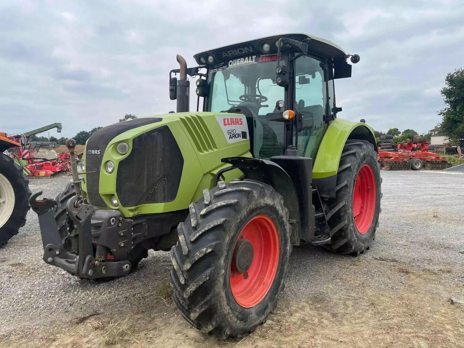 E-FARM: Claas Arion 620 CEBIS - Tractor - id C1FY71C - 45.000 EUR - Anul: 2013 - Citeste ore: 5.254,Muterea motorului: 158,Franța