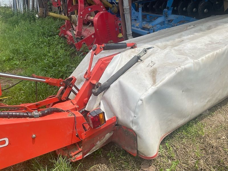Kuhn gmd 359 ff Mower €7,900