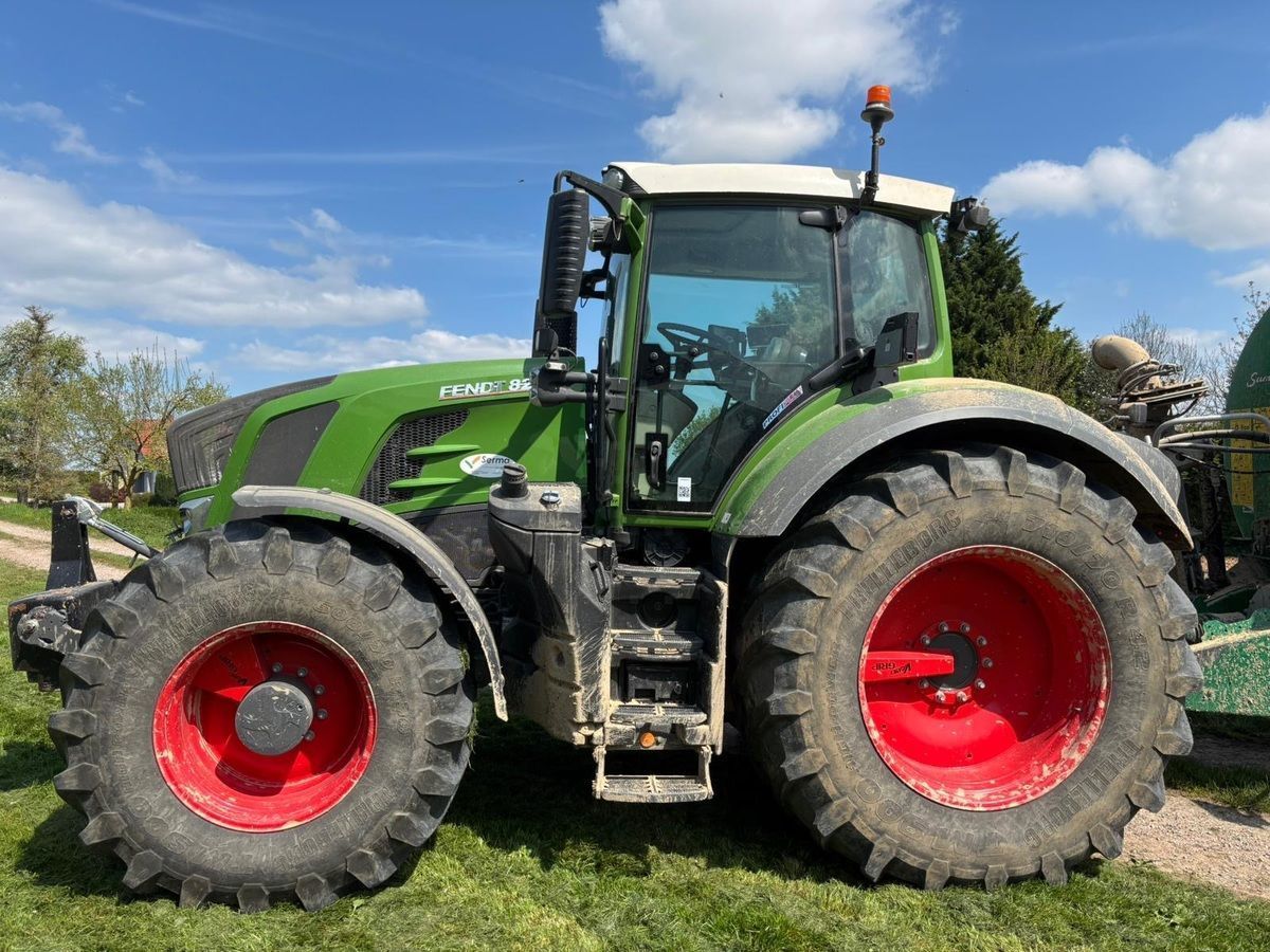 Fendt 828 Vario Profi Plus Trattore