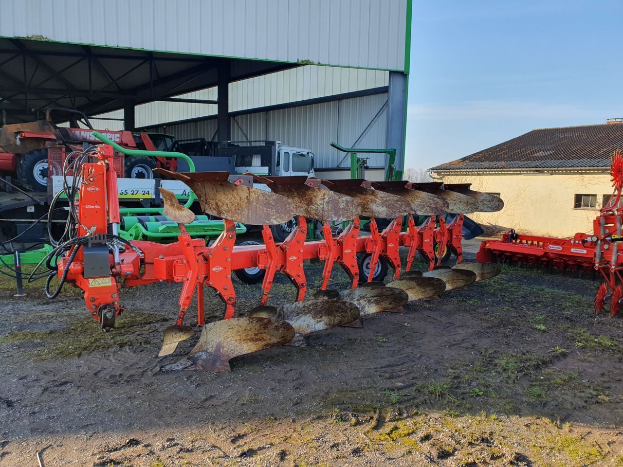 E-FARM: Kuhn varimaster 182 - Plov - id PAFDGFT - 19.000 € - Produktionsår: 2010 - Frankrig