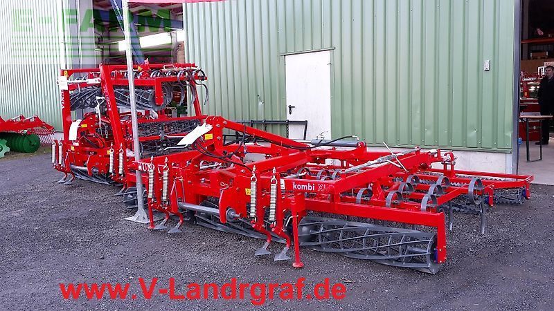 Unia Kombi XL 4.2 Seedbed combination