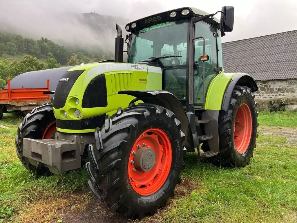 E-FARM: Claas Ares 657 ATZ - Tractor - id VLEWAHB - 35.000 EUR - Anul: 2006 - Citeste ore: 6.000,Muterea motorului: 125,Franța
