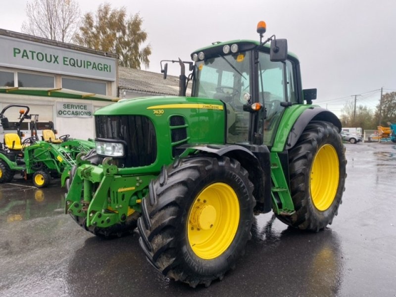 John Deere 7430 Premium tractor €65,000