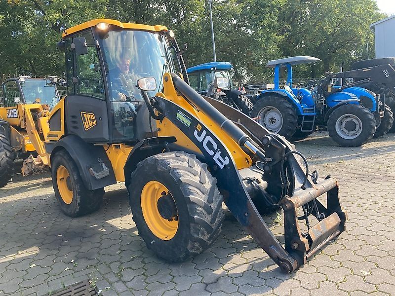 JCB 409 Wheel loader €24,900