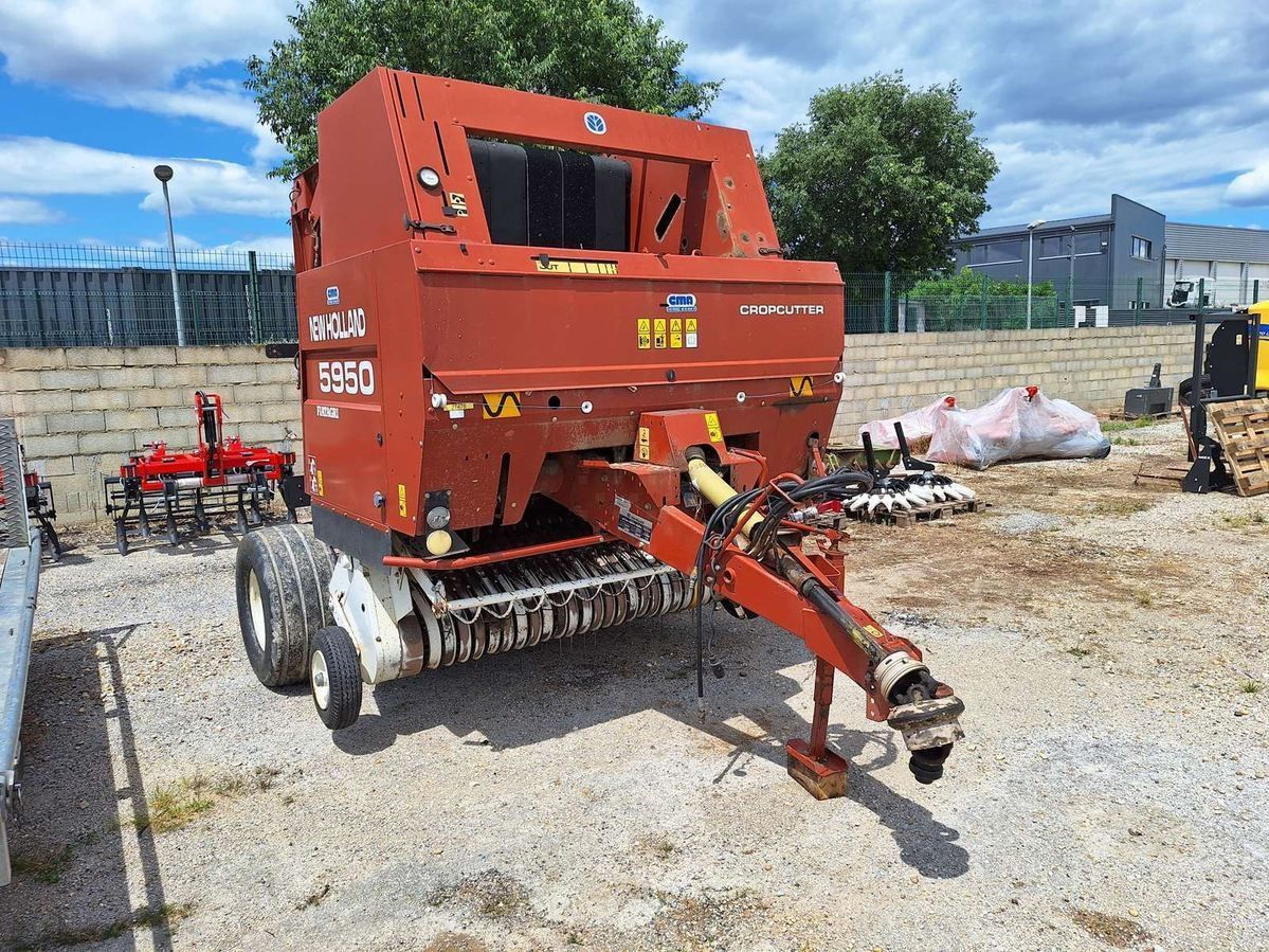 New Holland 5950 Ballenpresse