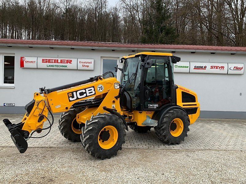 E-FARM: JCB tm 180 agri *vollausstattung* - šarnyrinis krautuvas - id YYALBMA - 82 500 € - Gamybos metai: 2023 - Variklio darbo valandos: 250,Variklio galia (AG): 75,Vokietija