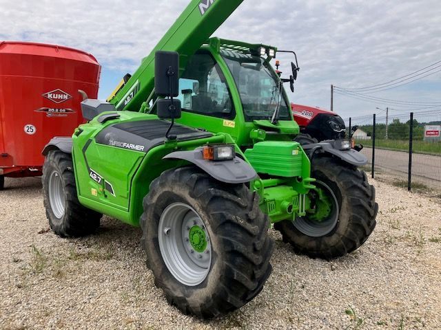 E-FARM: Merlo tf 42.7 cs 136 - Teleskoplader - id GZP5KUP - 88.000 € - Baujahr: 2024 - Abgelesene Motorstunden: 465,Frankreich