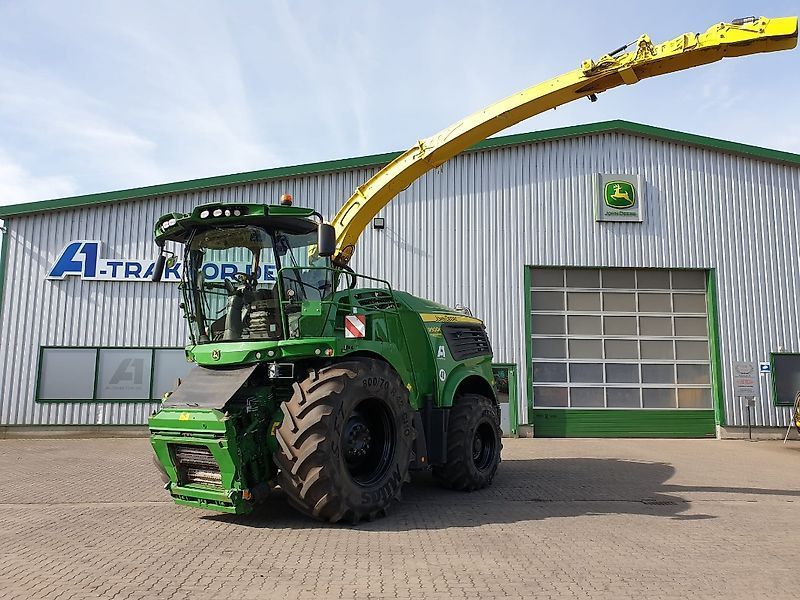 E-FARM: John Deere 9900 - Cosechadora de forraje autopropulsada - id DQNHZTZ - 269.000 € - Año: 2019 - Horas: 1103,Potencia del motor: 970,Alemania
