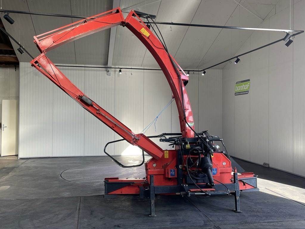 E-FARM: Kuhn mc 180 s quatro - Ensileuse automotrice - id LLKMYEW - Année: 2014 - Pays-Bas