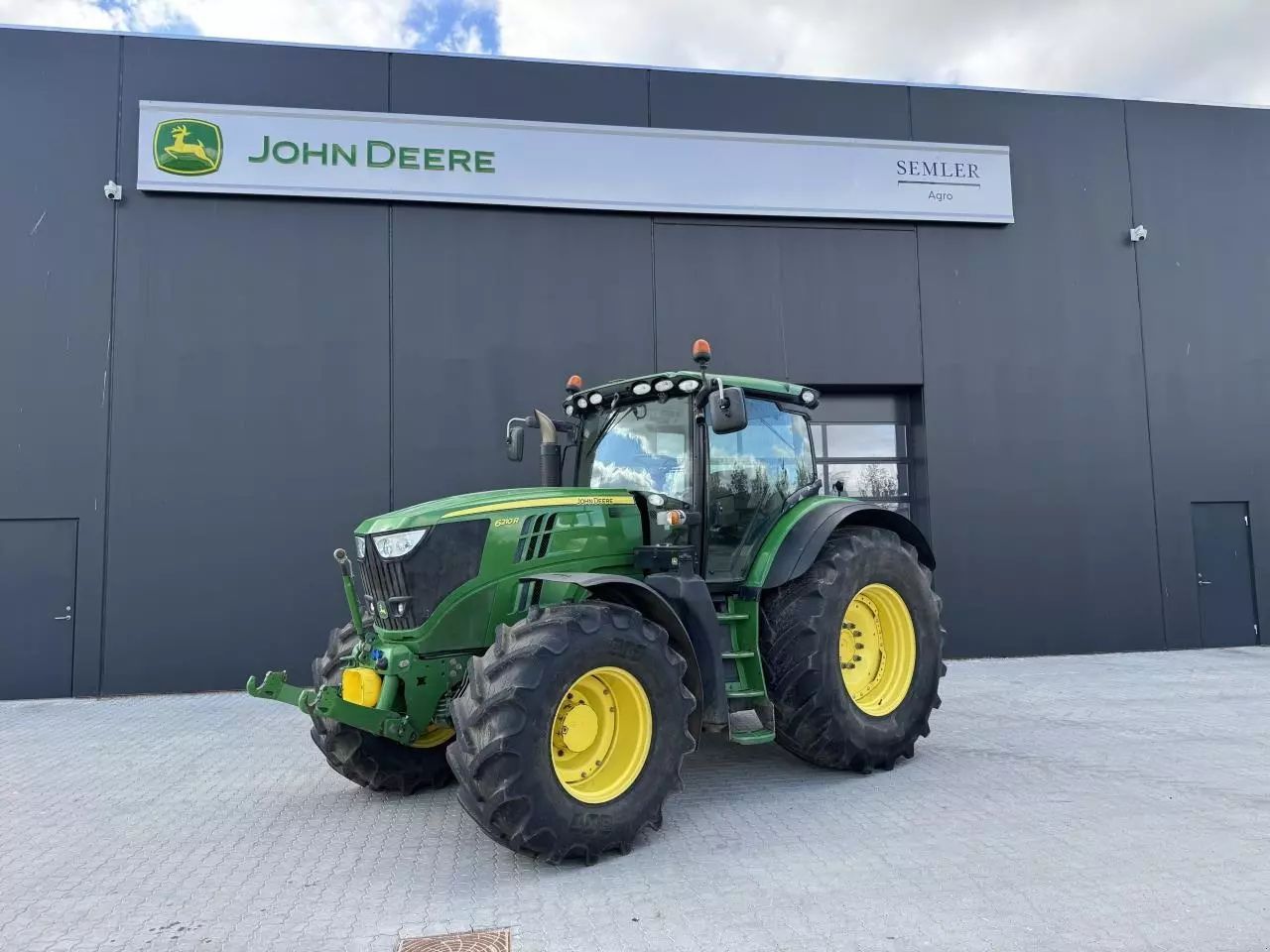John Deere 6210 R Traktor 62.797 €