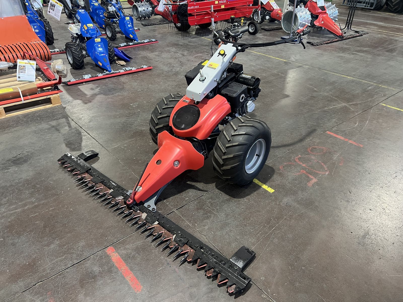 AEBI combicut cc36 aktionsmodell Χλοοκοπτικό 16.659 €