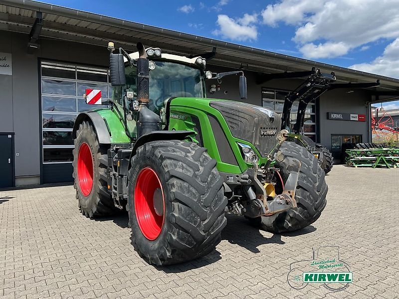 E-FARM: Fendt 933 Vario - Tracteur - id N1J1X8G - 96 500 € - Année: 2019 - Lecture du nombre d'heure: 9 990,Puissance du moteur (chevaux): 330,Allemagne