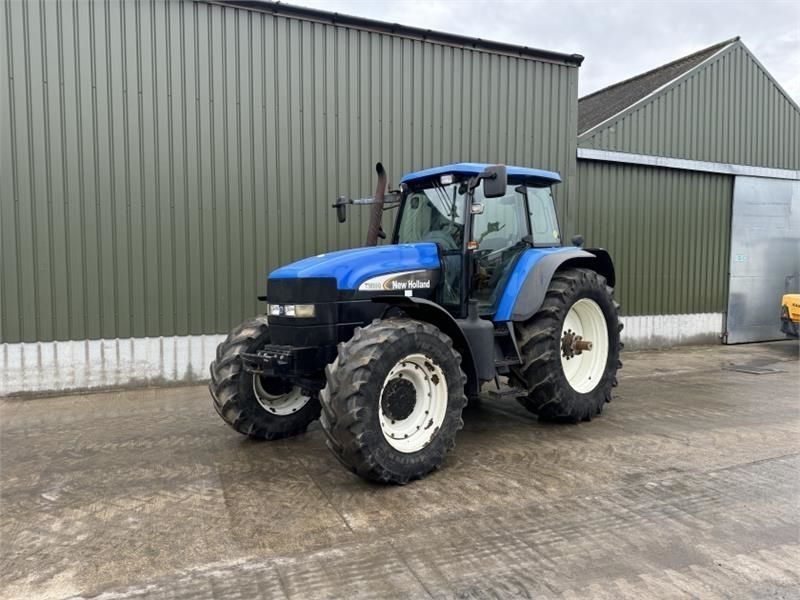 E-FARM: New Holland TM190 - Tractor - id RJS3QTQ - €22,958 - Year of construction: 2003 - Engine hours: 10,087,Engine power (HP): 194,United Kingdom