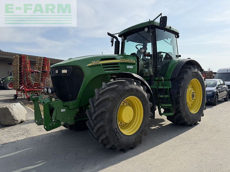 John Deere 7820 Traktor 50 354 €