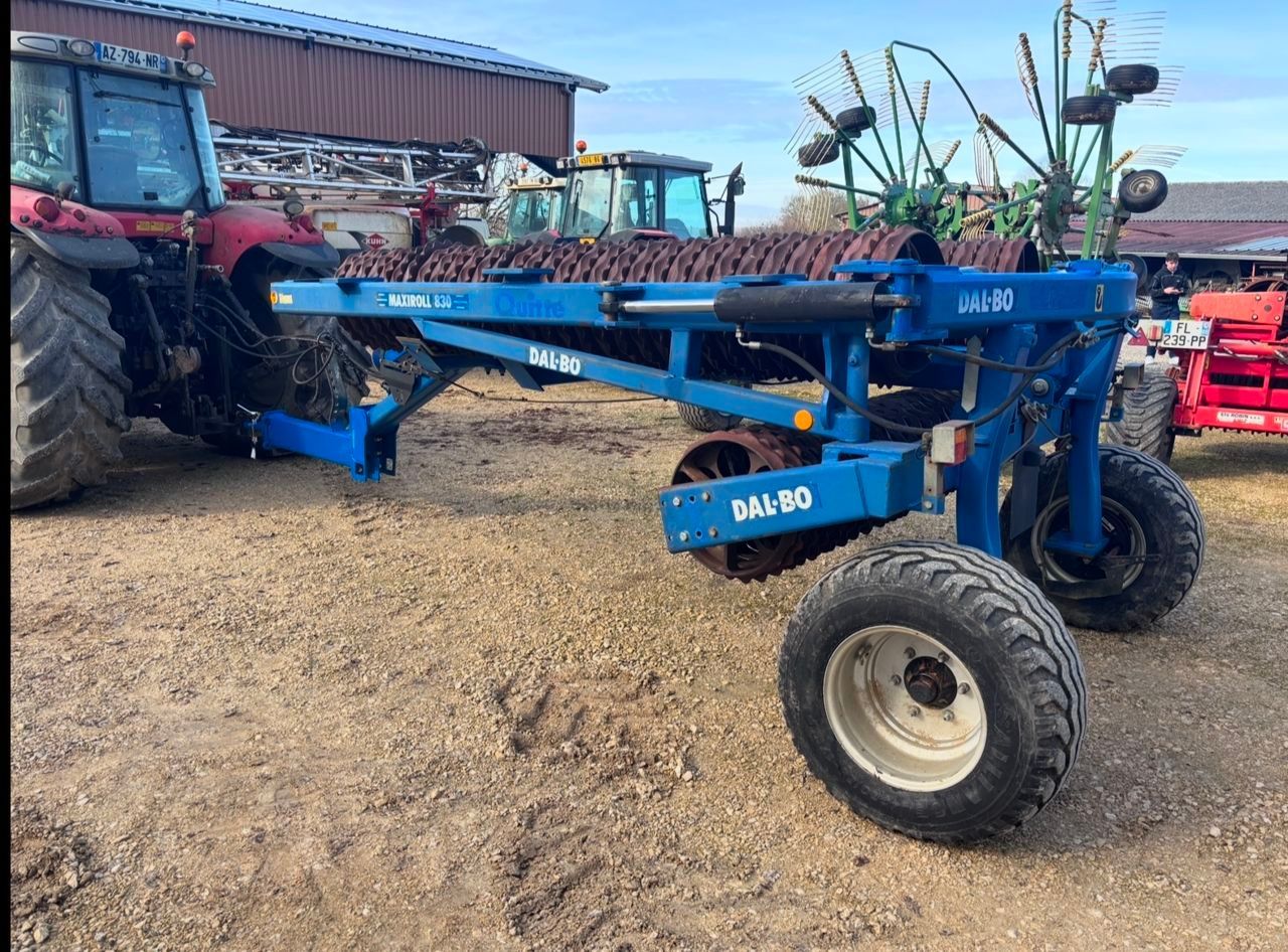 E-FARM: DAL-BO maxi roll 830 - Presas vyniotuvas - id MMUFVHR - 9 000 € - Gamybos metai: 2008 - Prancūzija