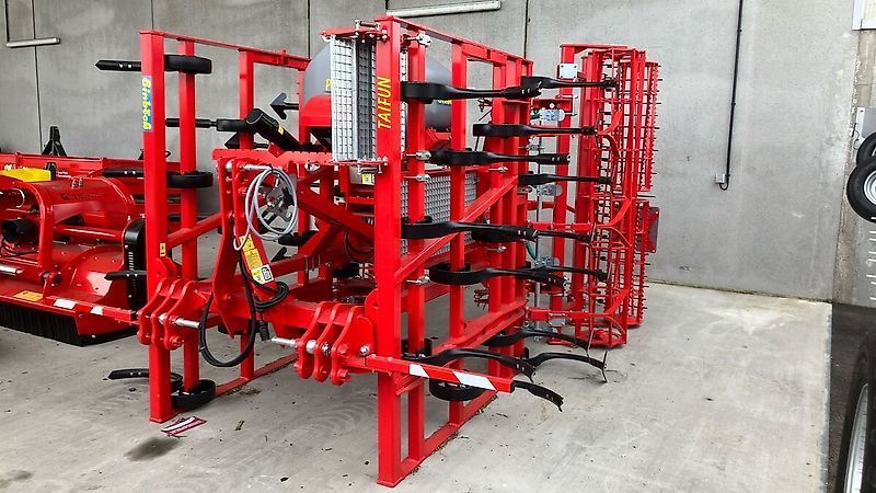 E-FARM: Einböck taifun - Grubber - id KSGCYNE - 19.875 € - Baujahr: 2023 - Österreich