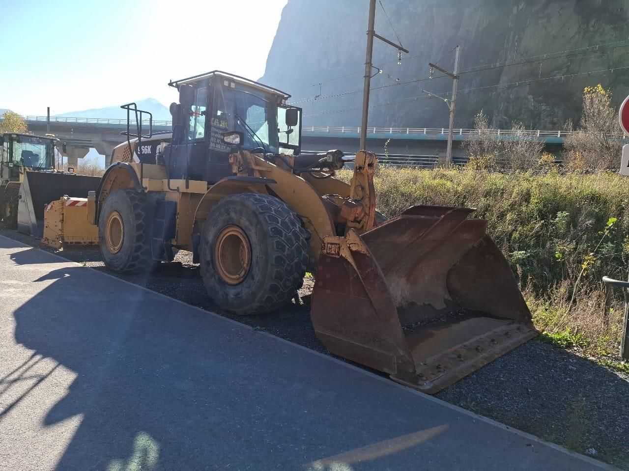 E-FARM: Caterpillar 966k - Radlader - id VE1IMNL - 70.000 € - Baujahr: 2012 - Abgelesene Motorstunden: 8.000,Frankreich