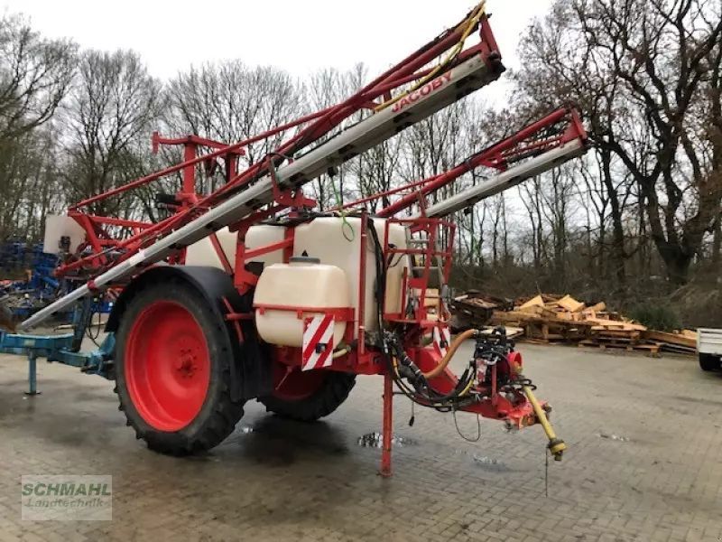 E-FARM: Jacoby eurotrain 2600 - Pflanzenschutzspritze - id 5EBN3TL - 5.000 € - Baujahr: 1999 - Deutschland