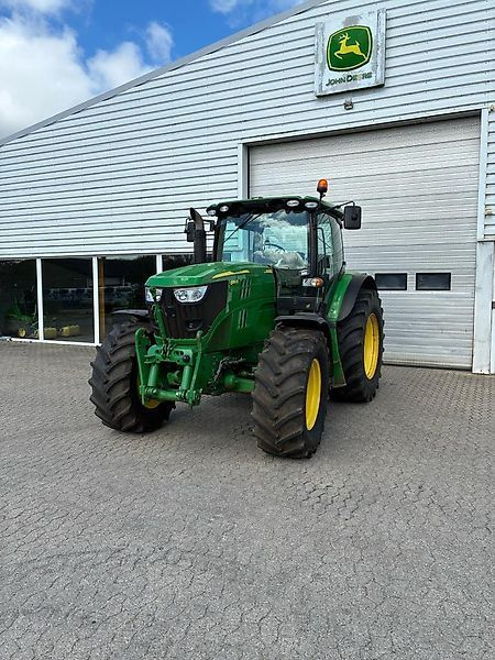 E-FARM: John Deere 6150 R - Tractor - id DYB1SN3 - €71,148 - Year of construction: 2012 - Engine hours: 6,240,Engine power (HP): 150,Denmark