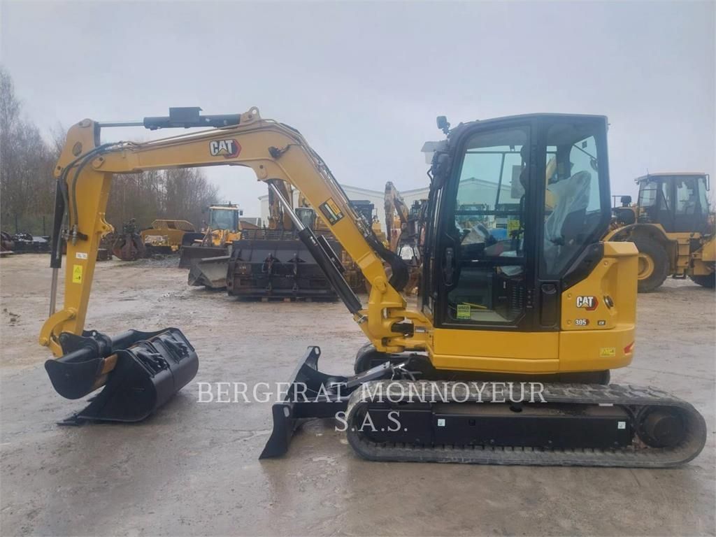 Caterpillar 305 Ερπυστριοφόρος εκσκαφέας 50.000 €