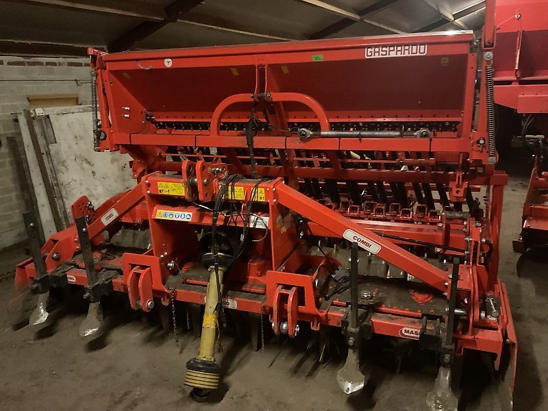 Maschio maschio gaspardo rotoreg+zaaimachine daa300/19 Drill €16,500