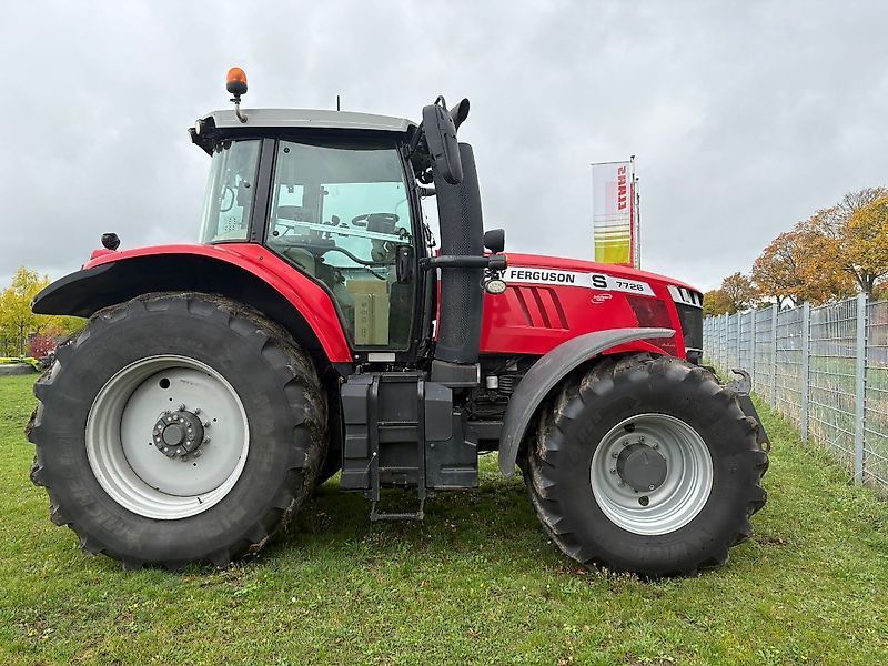 Massey Ferguson 7726 S Traktor 78.500 €