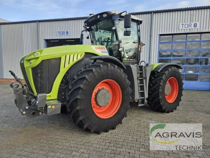 Claas Xerion 5000 TRAC VC Tractor €229,900