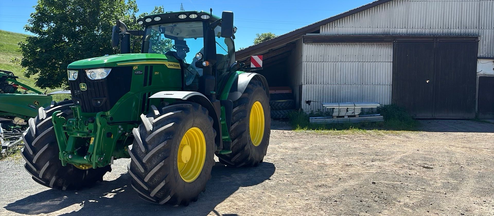 John Deere 6R 250 Tractor €175,000